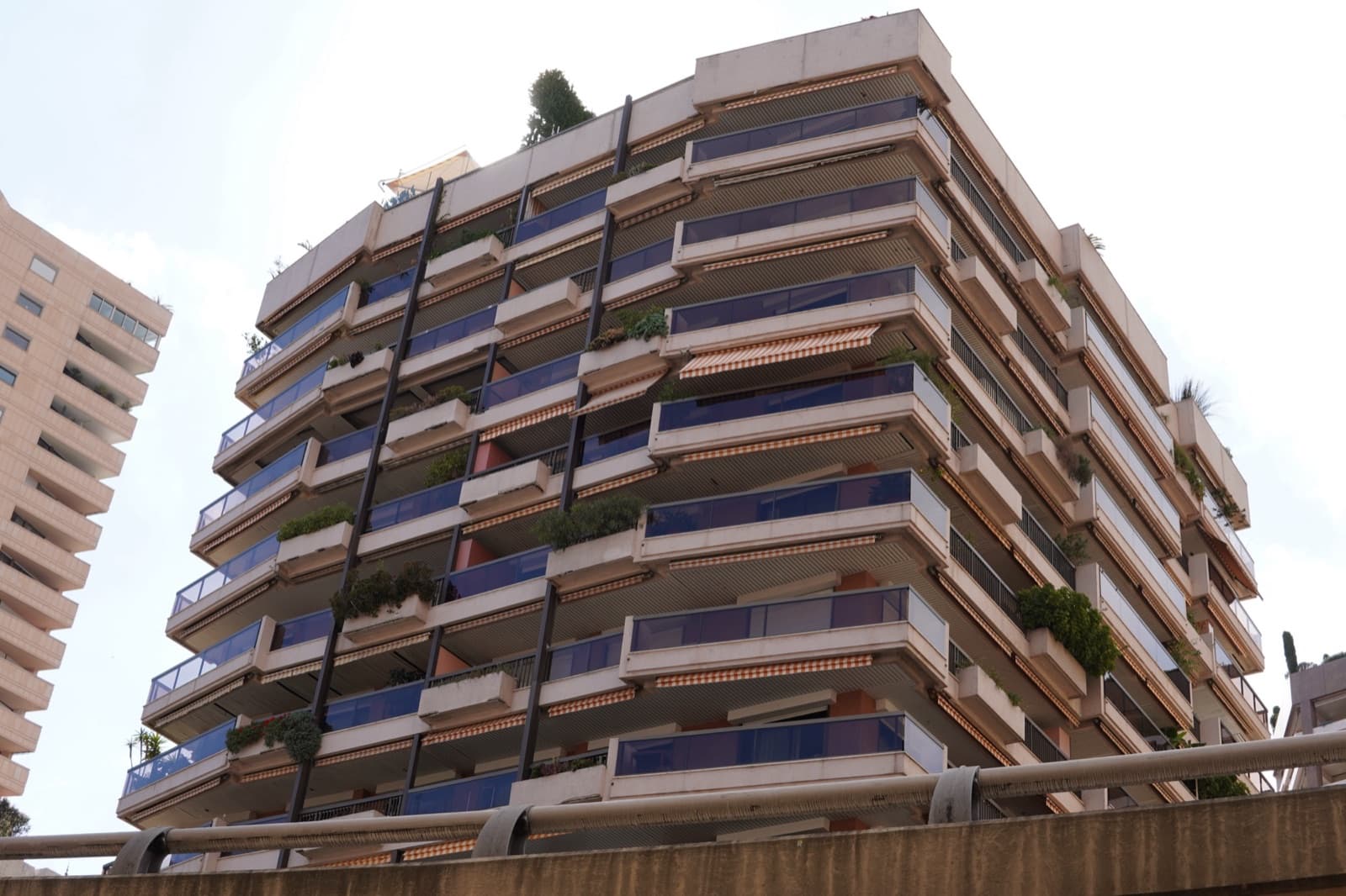 1-bedroom apartment for sale in Les Acanthes, 