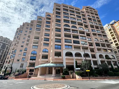 Seaside Plaza building photo, residential building in Monaco